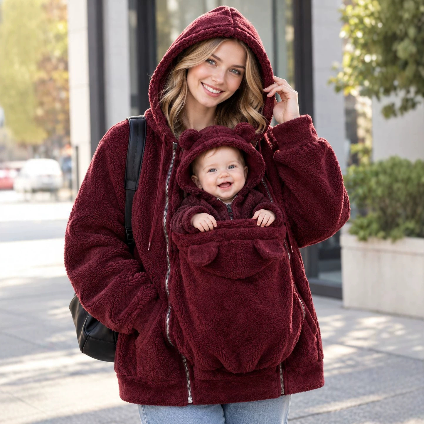 Women's Loose-fit Zippered Kangaroo Pocket Hoodie