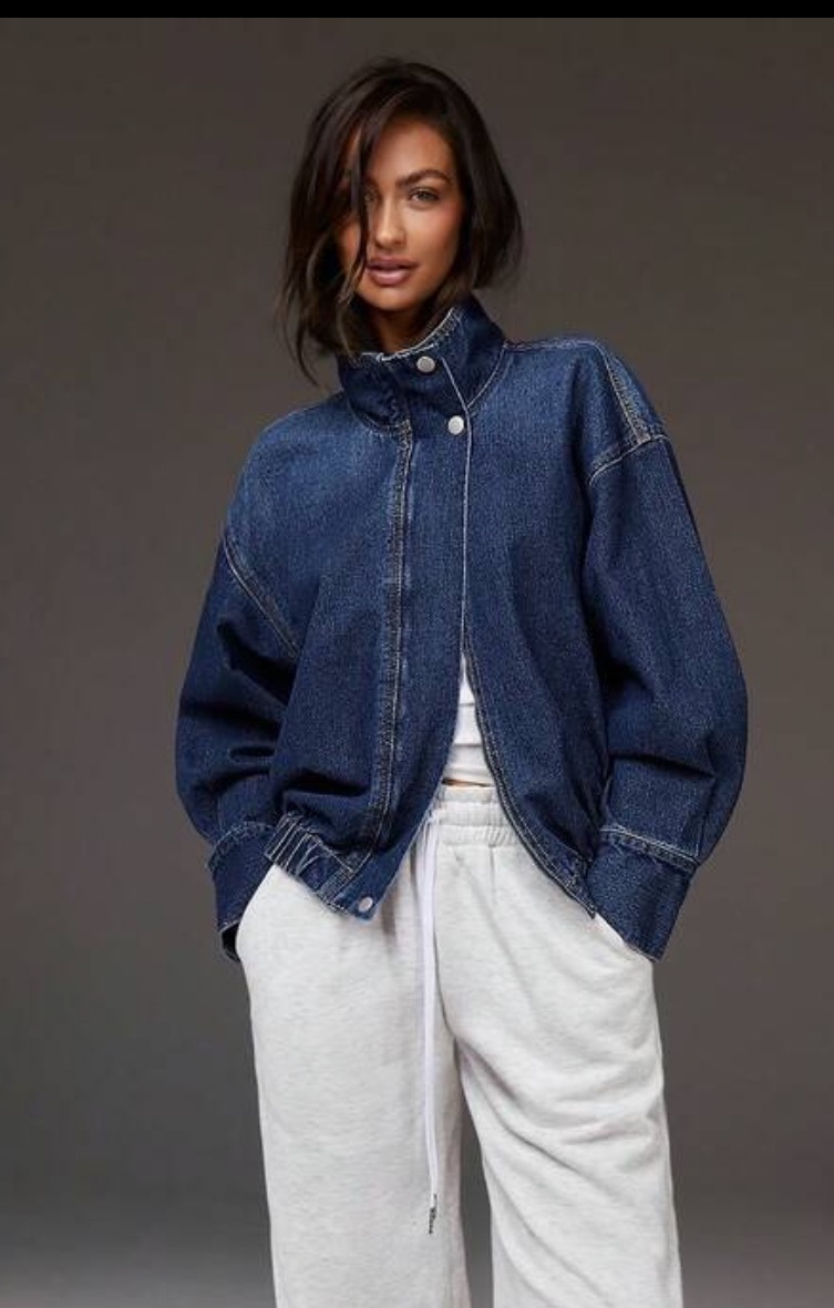 Women's Fashionable Denim Jacket With A Stand-up Collar - Image 4