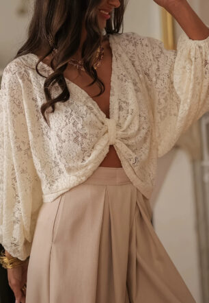Backless Neckline Batwing Sleeve Long-sleeve Shirt Crop Top