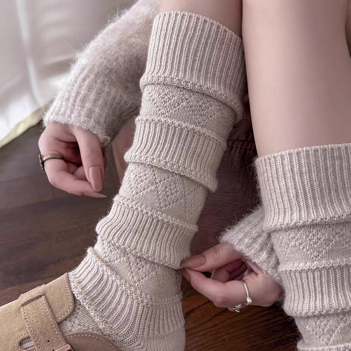 Women's Thickened Wool Ankle Socks For Fall And Winter - Image 3